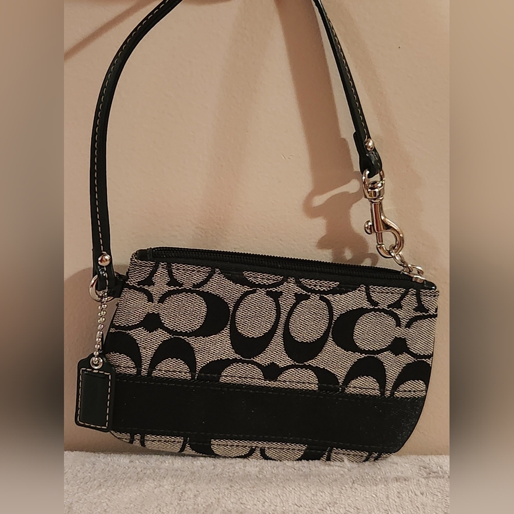 Coach Black And Silver Monogram Wristlet Wallet Leather Trim Sparkle Shimmer - Picture 4 of 11